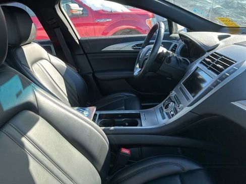 Used 2020 Lincoln MKZ Standard image 16