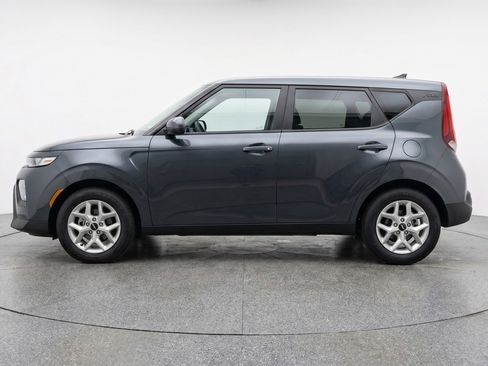 Used 2025 Kia Soul LX w/ LX Technology Package FWD image 5