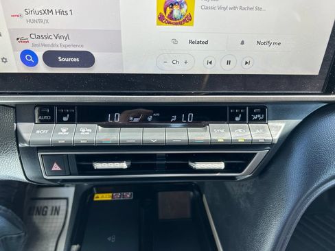 Used 2025 Toyota Camry XSE FWD image 25
