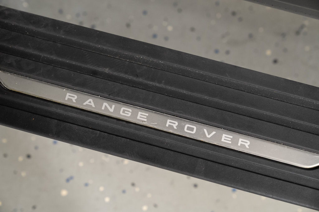 Used 2025 Land Rover Range Rover Autobiography AWD/4WD image 36