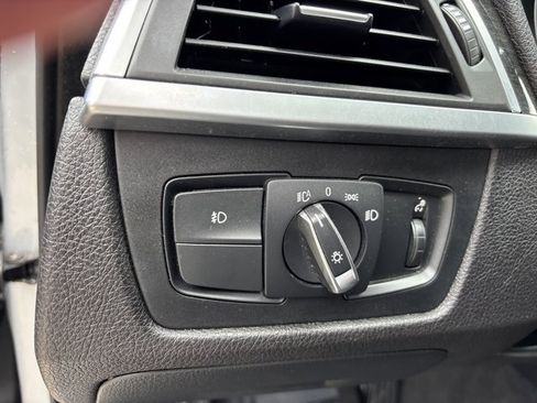 Used 2018 BMW 430i Convertible image 19