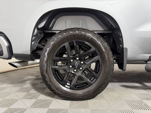 Used 2026 Chevrolet Silverado 1500 RST w/ RST Select Package AWD/4WD image 18