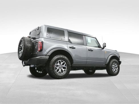 New 2025 Ford Bronco Badlands image 49