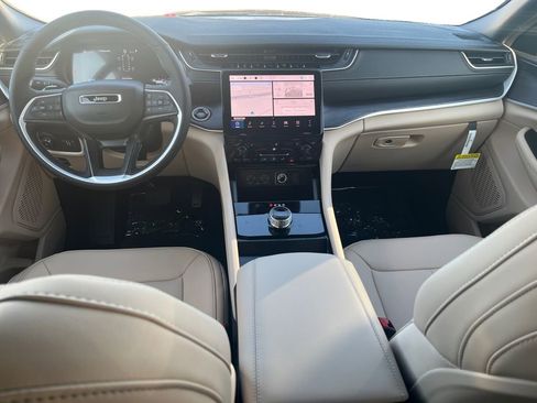 New 2025 Jeep Grand Cherokee L Limited image 20