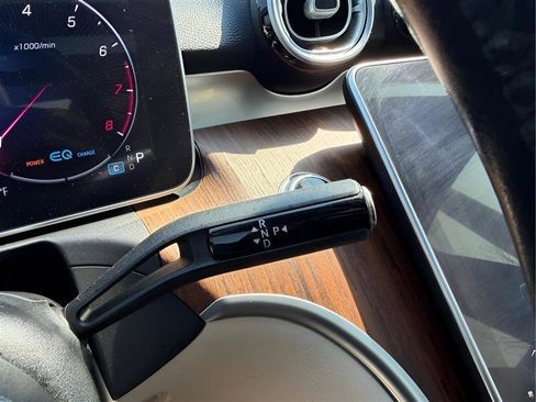 Used 2022 Mercedes-Benz C 300 Sedan w/ Exclusive Trim Package image 39