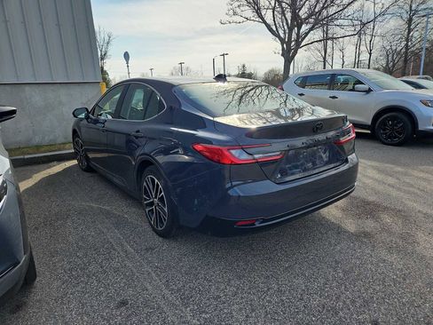 Used 2025 Toyota Camry XLE w/ Premium Package image 3