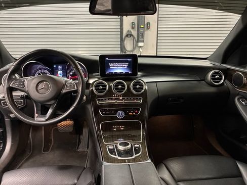 Used 2018 Mercedes-Benz C 300 4MATIC Sedan image 12