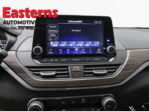 Used 2023 Nissan Altima 2.5 SV AWD/4WD image 12