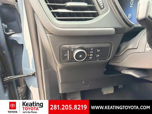 Used 2025 Ford Escape ST-Line Select AWD/4WD image 12