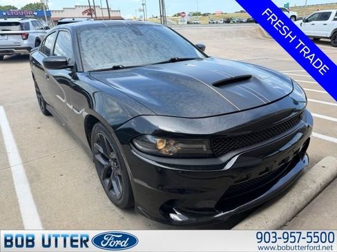 Used 2021 Dodge Charger R/T w/ Blacktop Package RWD image 3