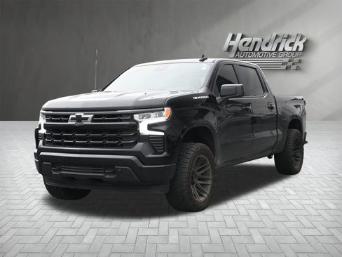 Used 2024 Chevrolet Silverado 1500 LT w/ Leather Package image 6