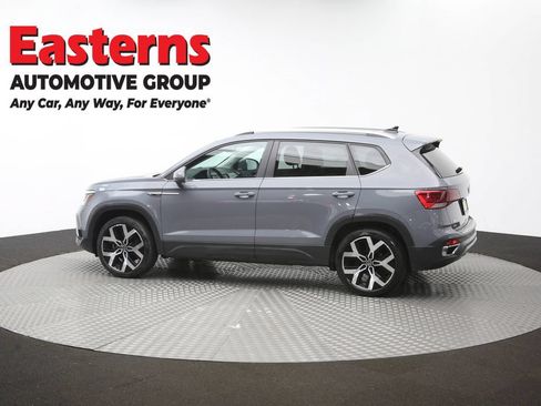 Used 2023 Volkswagen Taos SEL AWD/4WD image 61
