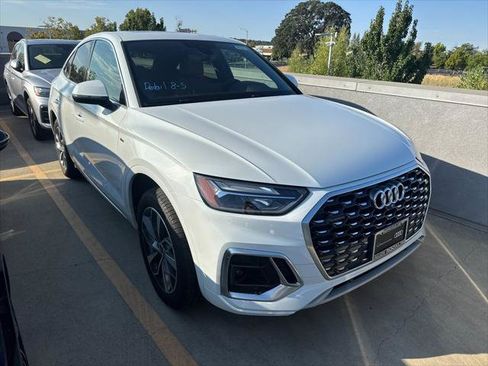 Certified 2022 Audi Q5 2.0T Premium AWD/4WD image 2