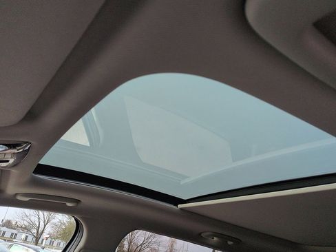 Used 2023 Kia Sorento EX w/ Panoramic Sunroof Package image 10