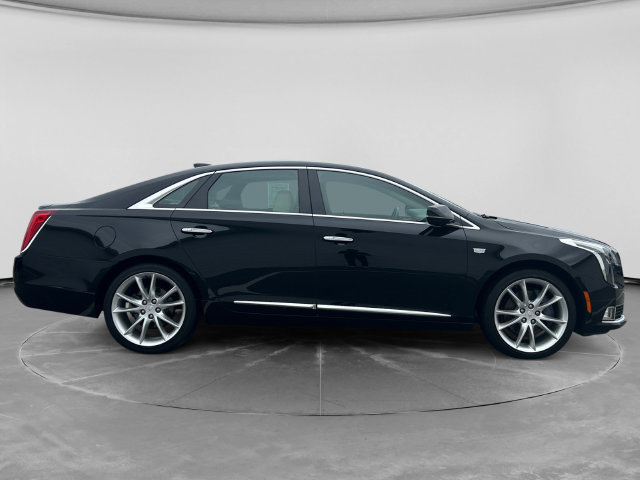 Used 2018 Cadillac XTS Premium Luxury AWD/4WD image 2