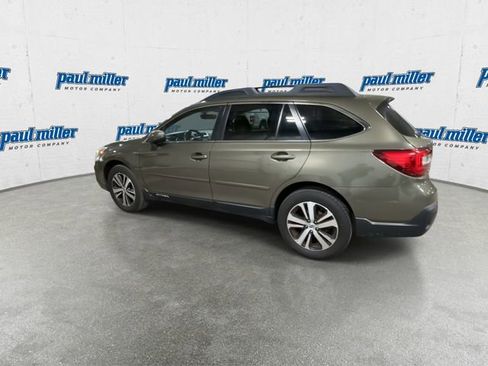 Used 2019 Subaru Outback 3.6R Limited image 7