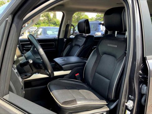 Used 2022 RAM 1500 Laramie image 8