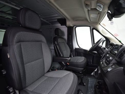 New 2026 RAM ProMaster 1500 w/ Cold Weather Group image 17