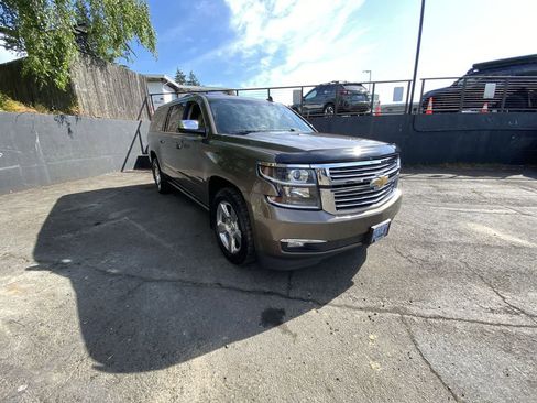 Used 2016 Chevrolet Suburban LTZ AWD/4WD image 8