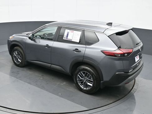 Used 2023 Nissan Rogue S image 19