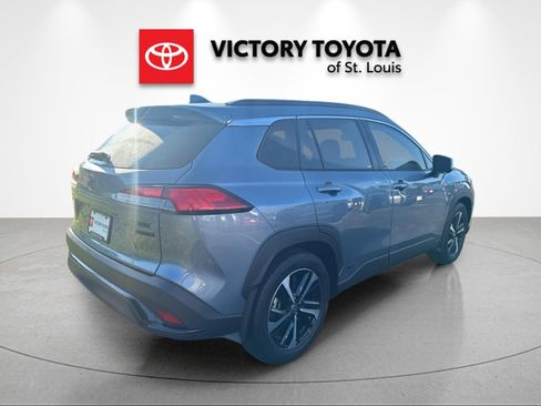 Used 2024 Toyota Corolla Cross AWD Hybrid w/ Convenience Package image 3
