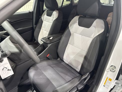 New 2026 Chevrolet Trax LS w/ LS Convenience Package FWD image 15