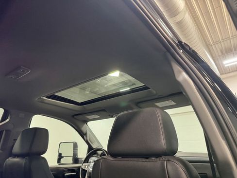 Used 2022 GMC Sierra 2500 Denali image 17