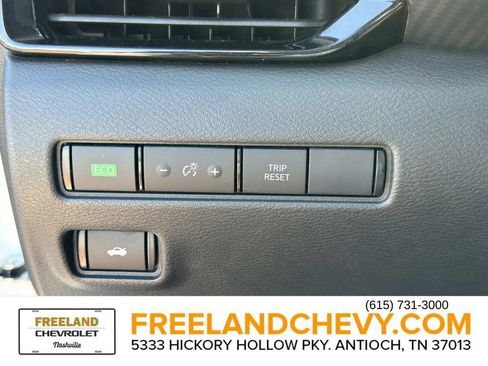 Used 2024 Nissan Sentra SR FWD image 27
