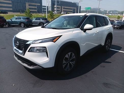 Certified 2023 Nissan Rogue SV AWD/4WD image 1