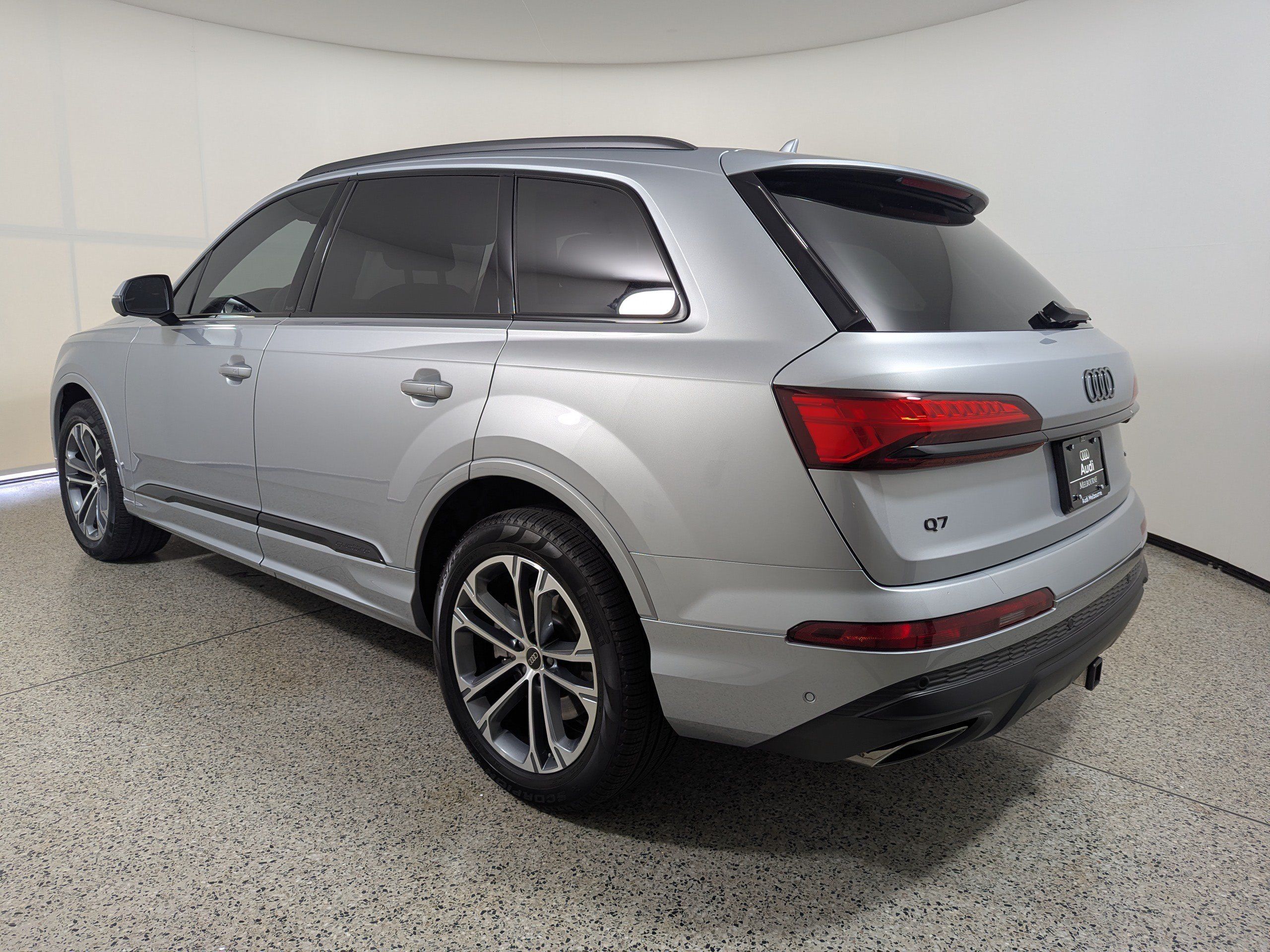 Certified 2026 Audi Q7 2.0T Premium Plus AWD/4WD image 5