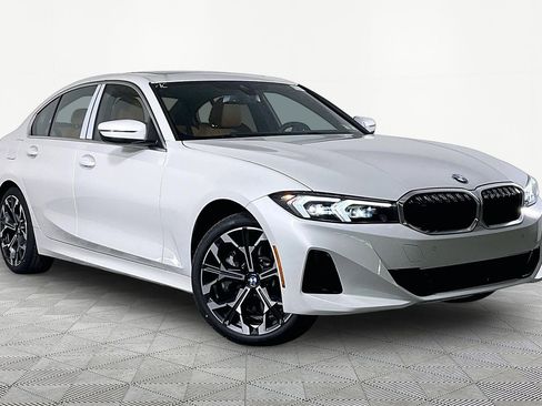 New 2026 BMW 330i xDrive Sedan AWD/4WD image 3