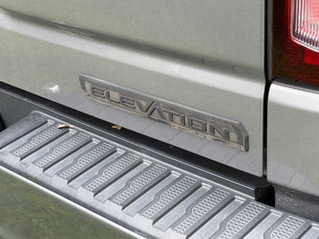 Used 2023 GMC Sierra 1500 Elevation w/ Preferred Package AWD/4WD image 10