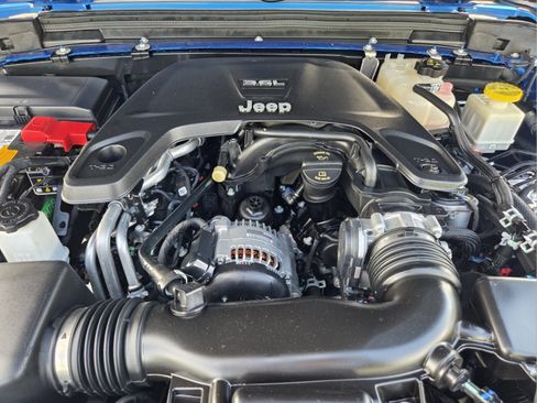 Used 2020 Jeep Gladiator Rubicon AWD/4WD image 14