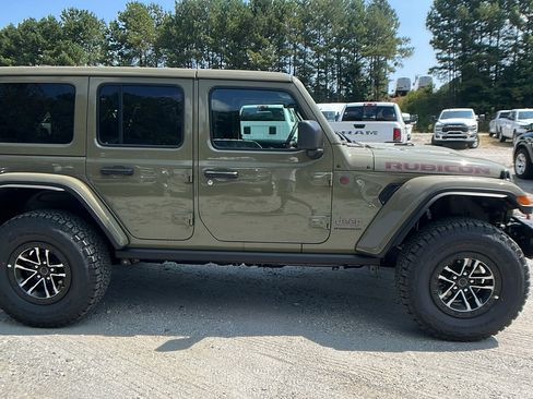 New 2025 Jeep Wrangler Unlimited Rubicon image 7