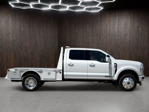 Used 2026 Ford F450 Platinum w/ FX4 Off-Road Package AWD/4WD image 2