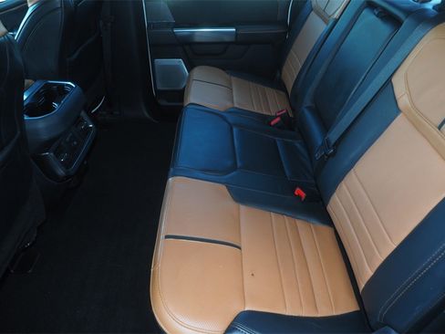 Used 2024 Ford F350 Platinum image 17