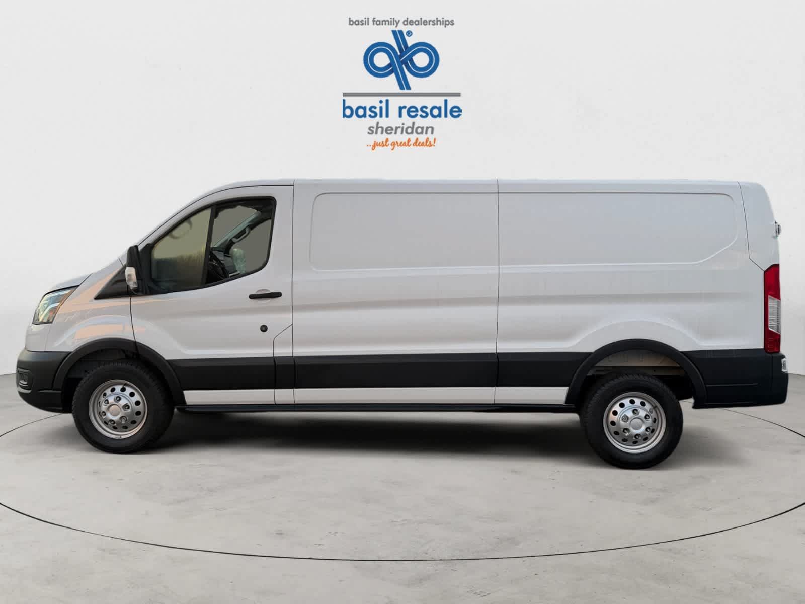 Used 2025 Ford Transit 350 148 Low Roof AWD w/ Load Area Protection Package image 3