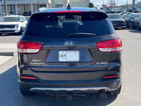 Used 2016 Kia Sorento EX image 27