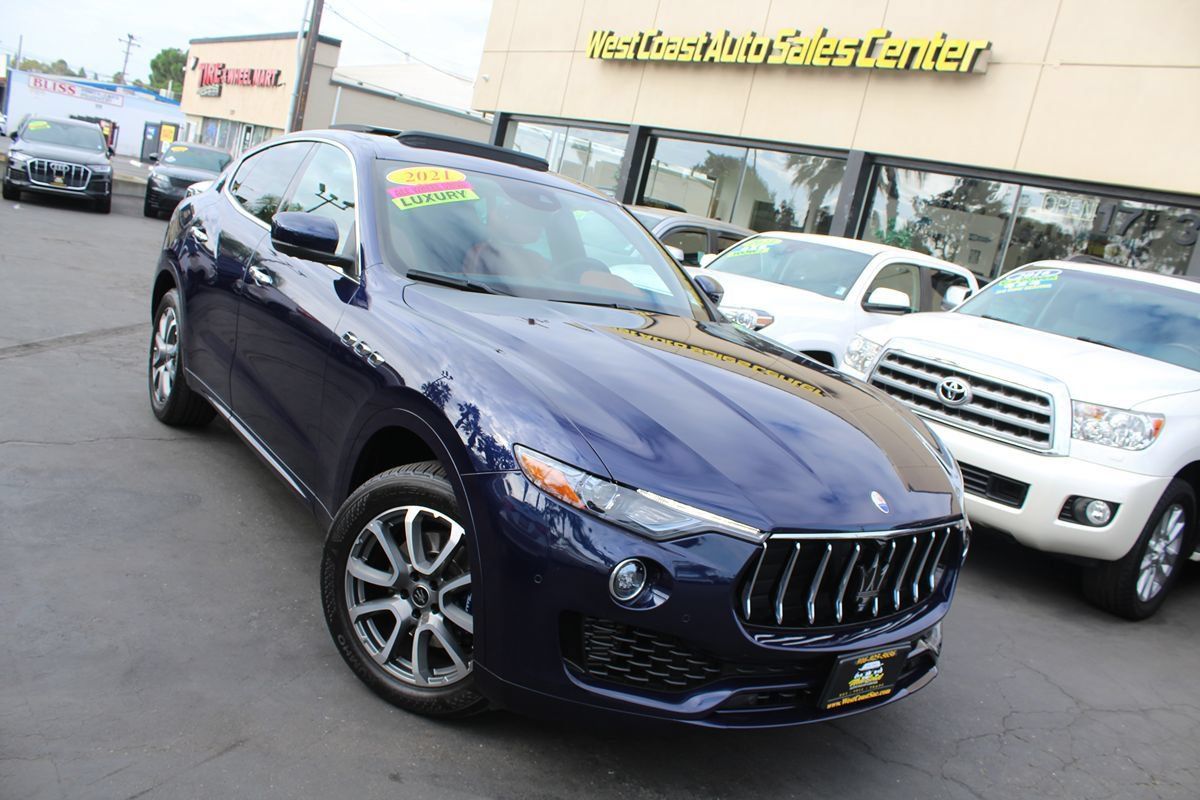 Used 2021 Maserati Levante AWD/4WD image 41