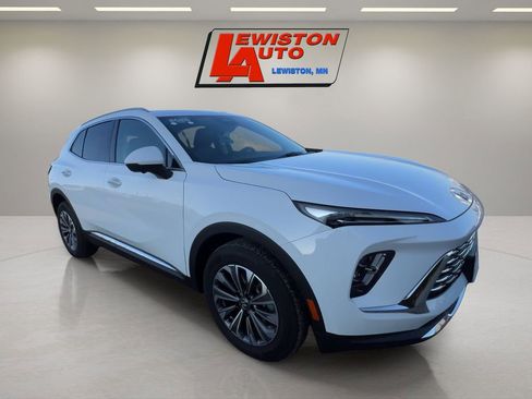 Certified 2025 Buick Envision Preferred image 7