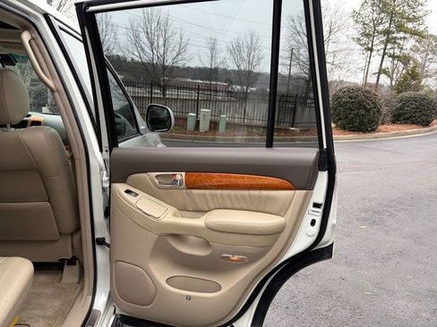 Used 2006 Lexus GX 470 image 39