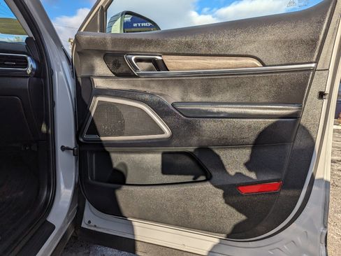 Used 2022 Kia Telluride EX w/ EX Premium Package image 27