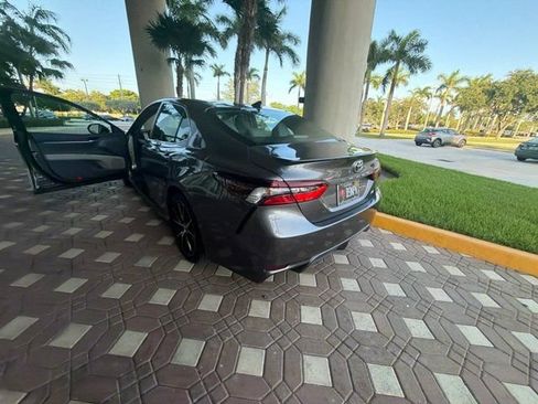 Used 2023 Toyota Camry SE FWD image 7