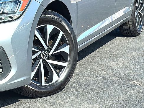 Used 2024 Volkswagen Jetta S image 3