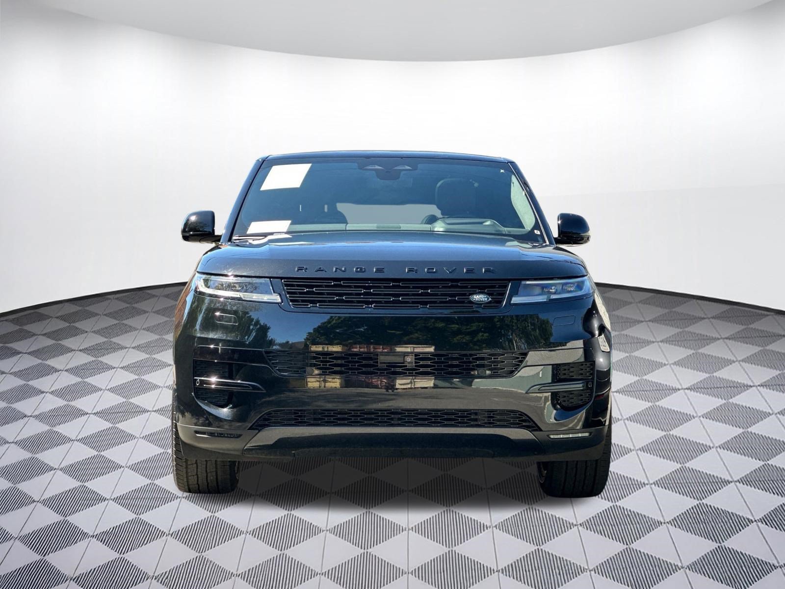 Used 2024 Land Rover Range Rover Sport SE AWD/4WD image 6