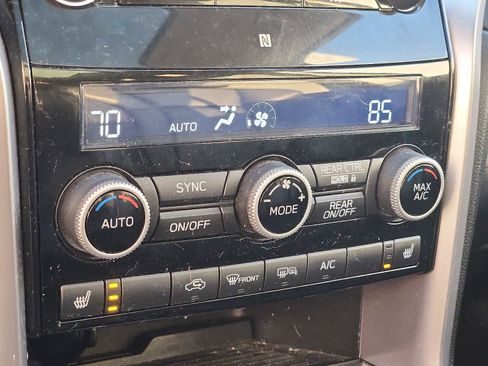 Used 2021 Subaru Ascent Limited w/ Technology Package image 16