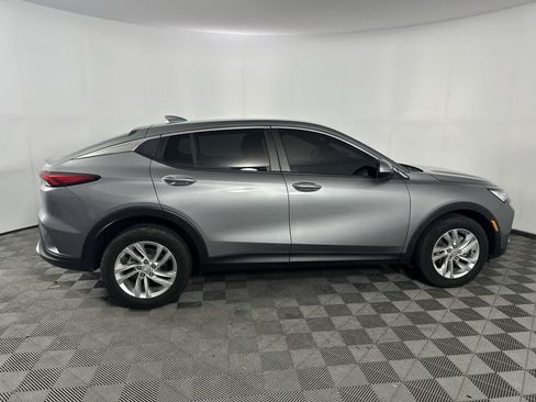 Used 2025 Buick Envista Preferred FWD image 9
