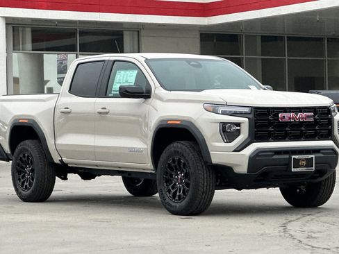 New 2026 GMC Canyon Elevation image 9