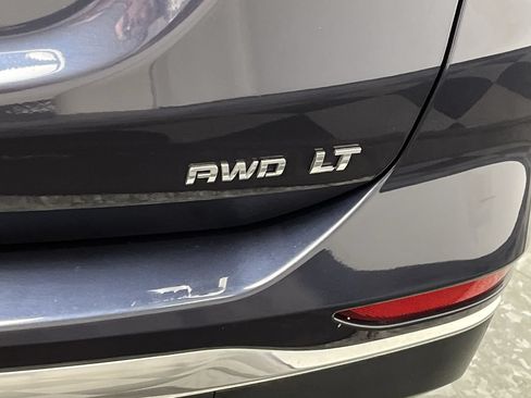 Used 2018 Chevrolet Equinox LT AWD/4WD image 30