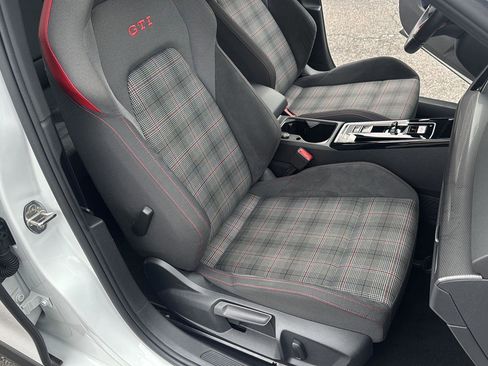 Used 2024 Volkswagen GTI S image 33